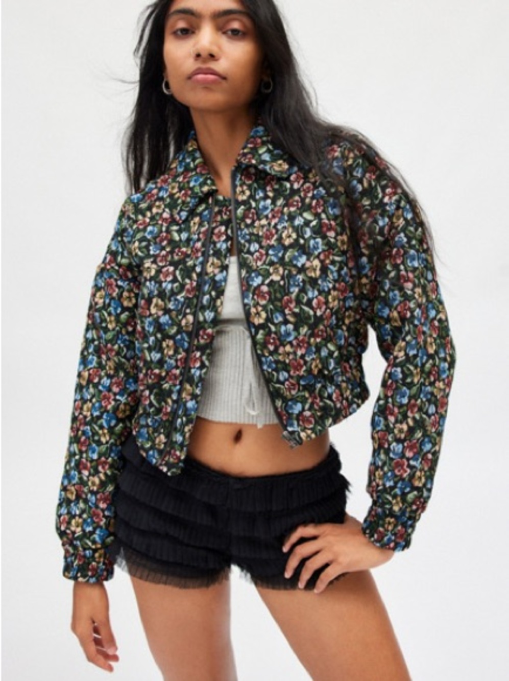 NWT Kimchi Blue Evelyn Floral Cropped Bomber Jacket Small - Picture 2 of 9